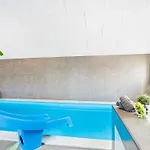別荘 Luxury Retreat With Pool *
