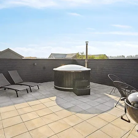 Dom wakacyjny Luxury Retreat With Pool Nørre Nebel