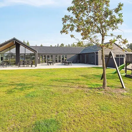 Dom wakacyjny Luxury Retreat With Pool Nørre Nebel