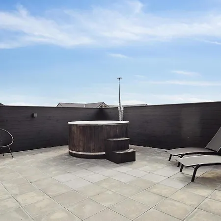 Luxury Retreat With Pool Dom wakacyjny