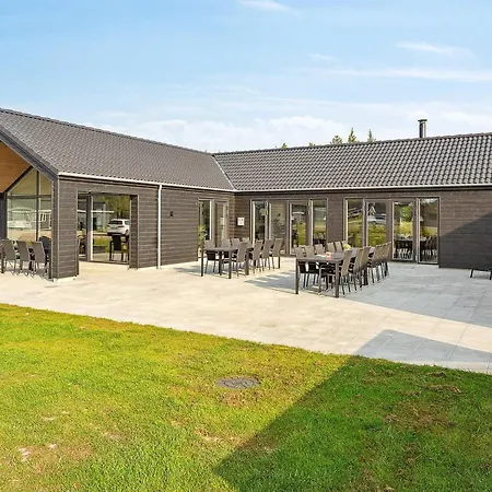 Dom wakacyjny Luxury Retreat With Pool Nørre Nebel