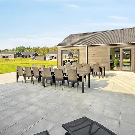 Dom wakacyjny Luxury Retreat With Pool *